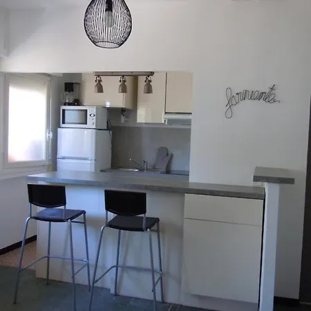 Appartement, 27 M2, Balcon Pkg * Cavalaire-sur-Mer
